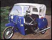 das Foto zeigt das DDR-Dreirad Duo 4 mit Mopedmotor